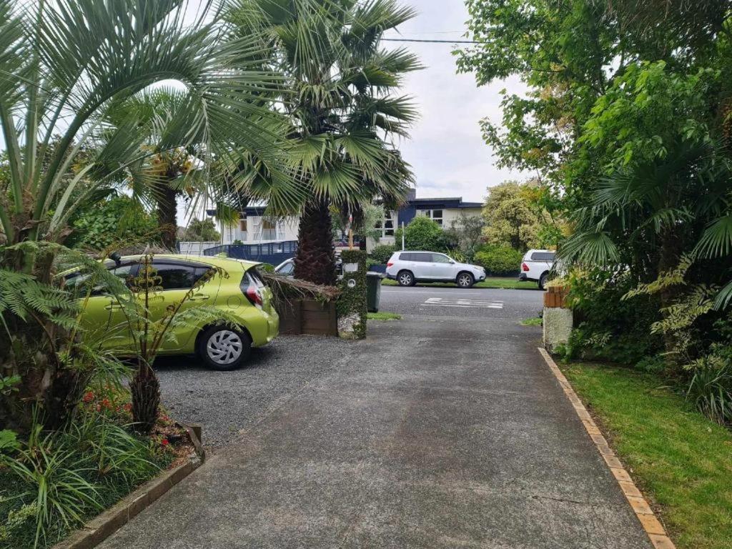 Kk Boarding Holiday House Hamilton Exterior photo